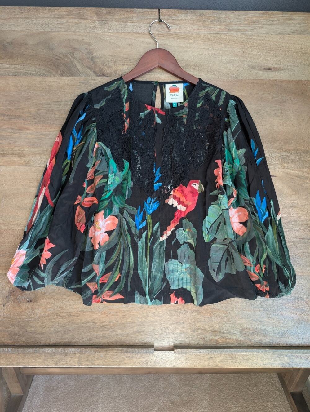 The FARM Rio Blouse Top Womens Small Black Floral Midnight Macaw Fiesta Lace NWT